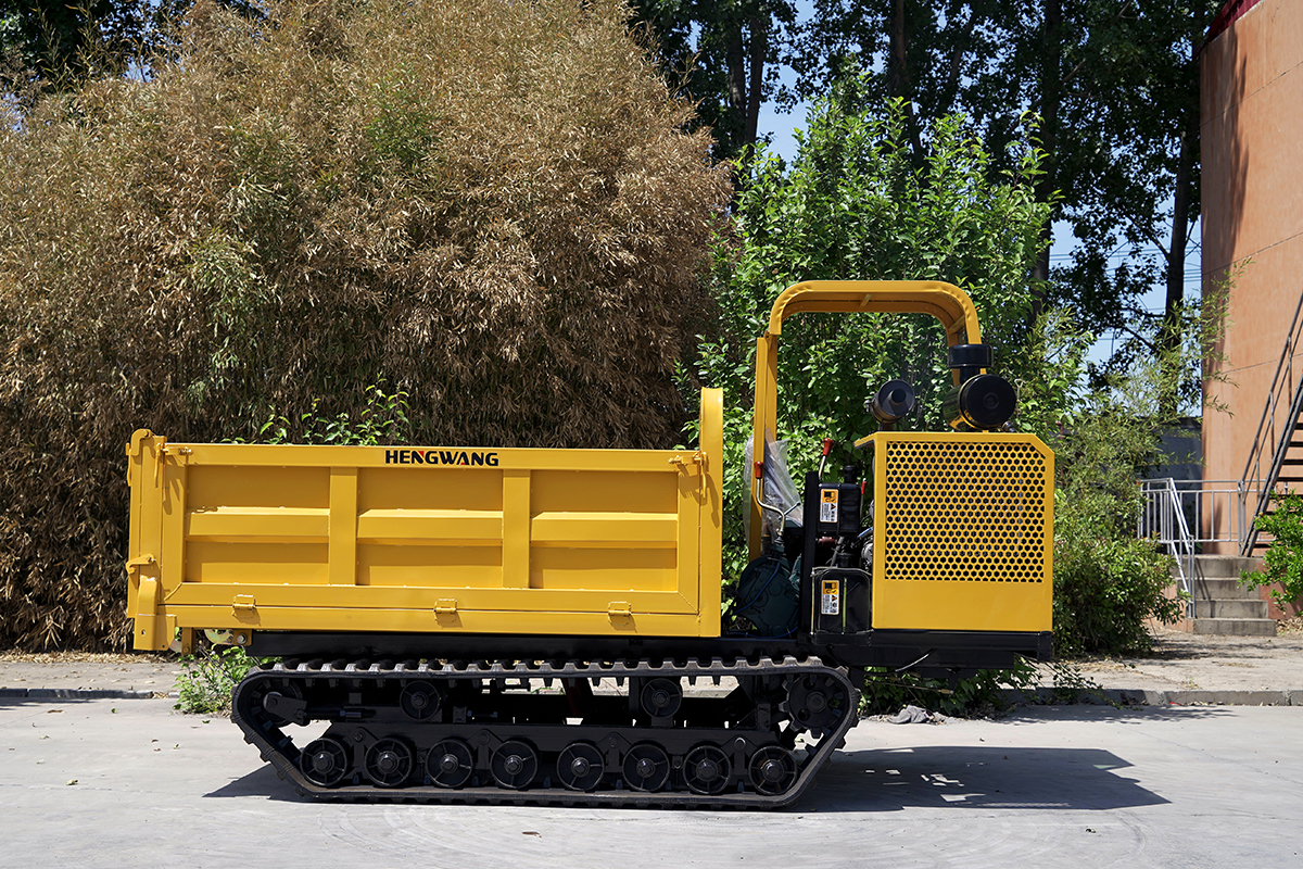 HW4000L履帶運(yùn)輸車(chē)